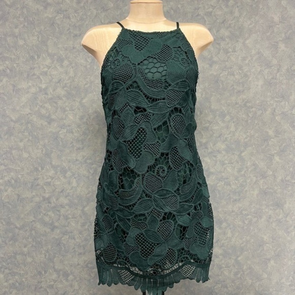 Forever 21‎ Womens Dark Green Floral Lace Halter Mini Dress Size M Scalloped Hem